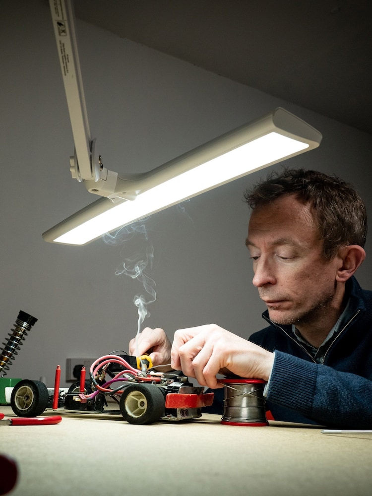 Daylight Company White Lumi Task Lamp - Image 2 of 7 Daylight Company White Lumi Task Lamp - Image 2 of 7