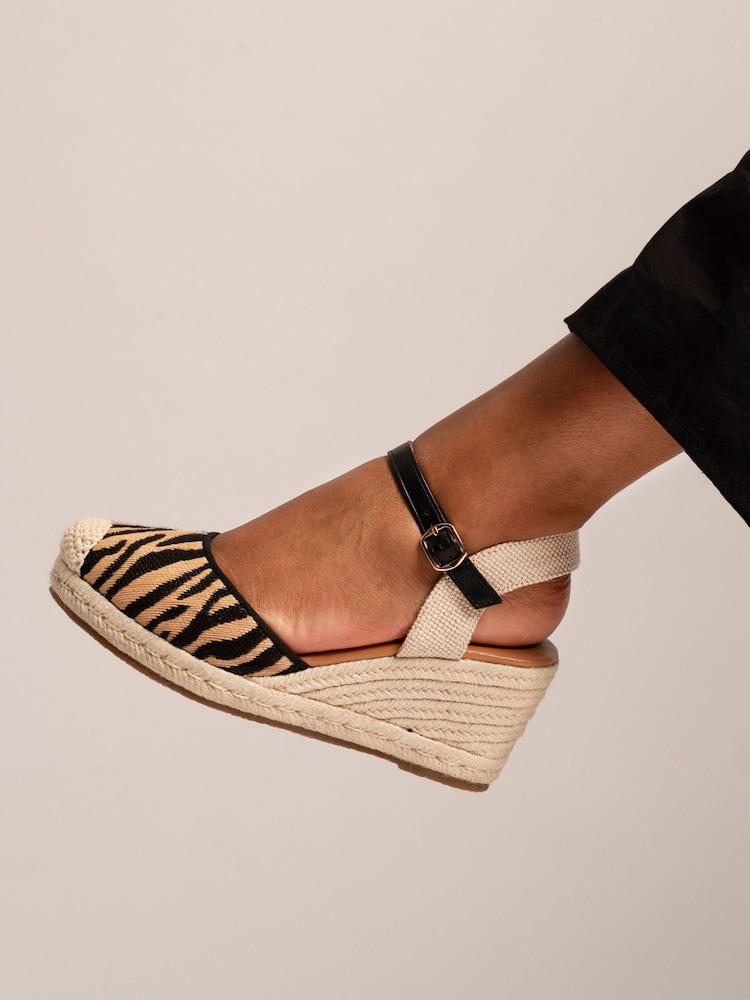 Lunar Black Goji Sandals - Image 1 of 6