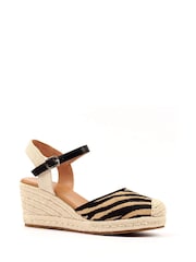 Lunar Black Goji Sandals - Image 3 of 6