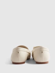 River Island Charm Bow Loafers - Image 2 de 5