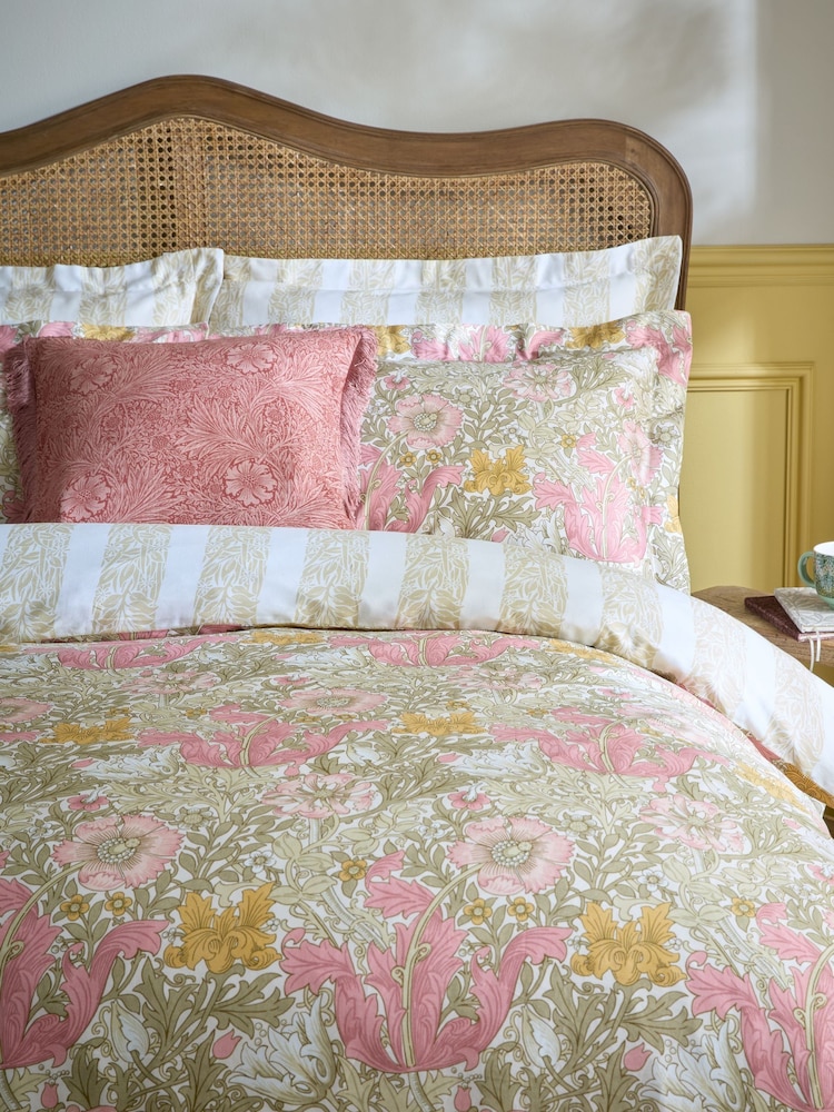William Morris At Home Set of 2 Summer Yellow Compton 250 Thread Count Pillowcases - Image 2 of 5