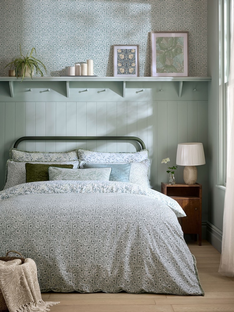 William Morris At Home Sage Green Willow Bough 200 Thread Count Duvet Cover and Pillowcase Set - Image 2 of 8 William Morris At Home Sage Green Willow Bough 200 Thread Count Duvet Cover and Pillowcase Set - Image 2 of 8