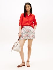 Tommy Hilfiger White Flag Embroidery Pure Linen Shorts - Image 2 of 5