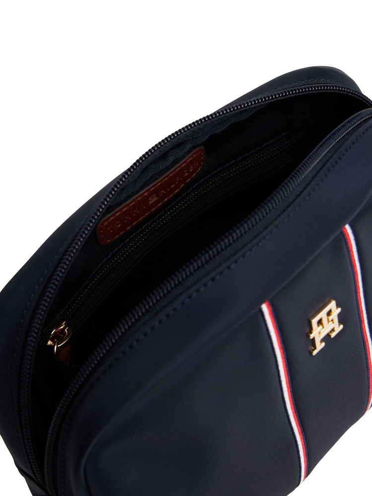 Next：日本 Tommy Hilfiger モノグラム クロスボディ カメラバッグ 