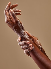 Bath & Body Works Cucumber and Lily Daily Moisturizing Hand Soap 266ml - Image 4 of 4