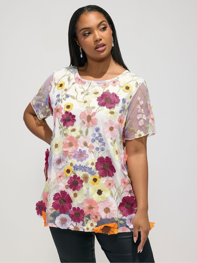 Yours Curve White London 3D Floral T-Shirt - Image 1 of 5 Yours Curve White London 3D Floral T-Shirt - Image 1 of 5