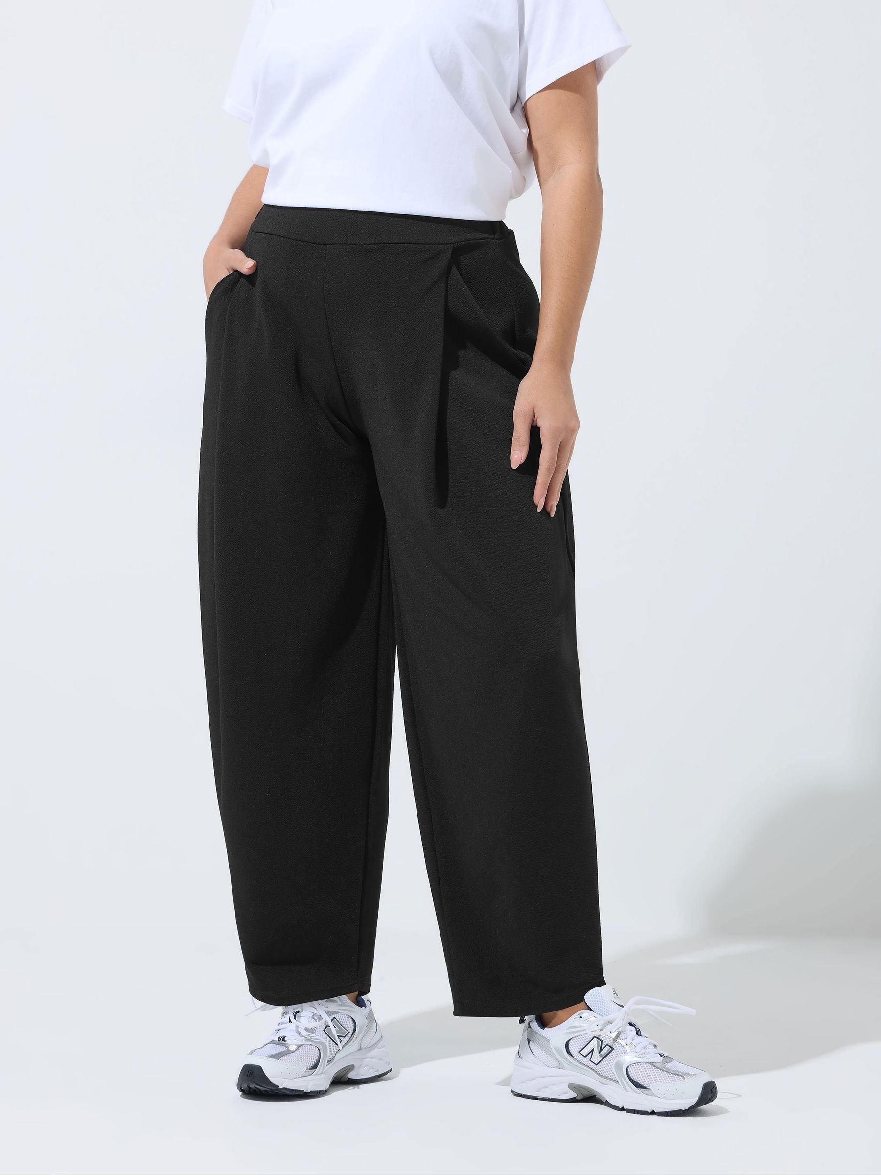 Yours Curve Women's Black Limited Barrel Pleated Trousers