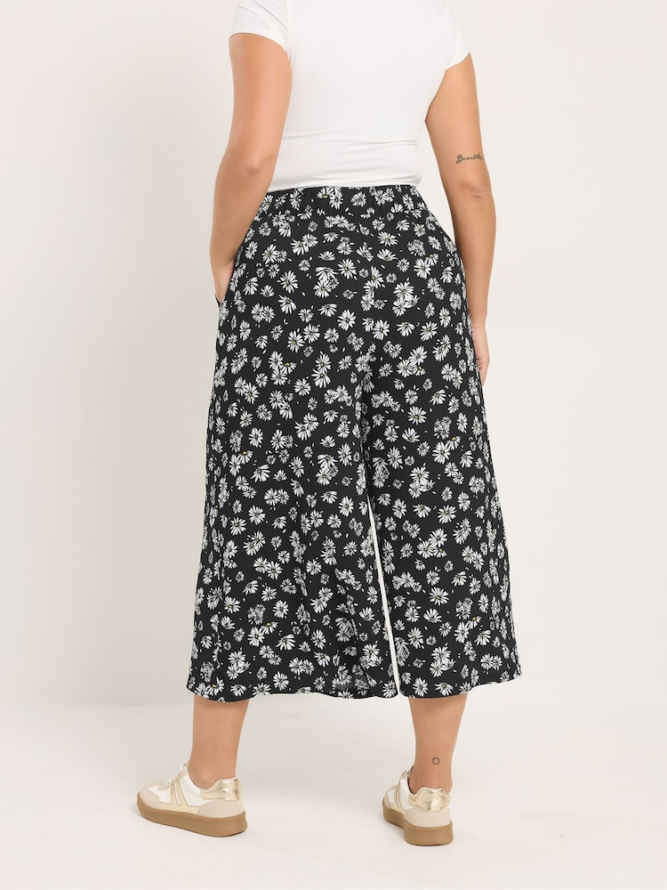 أسود - Yours Curve Jersey Culotte Trousers - صورة 2 من 5 أسود - Yours Curve Jersey Culotte Trousers - صورة 2 من 5