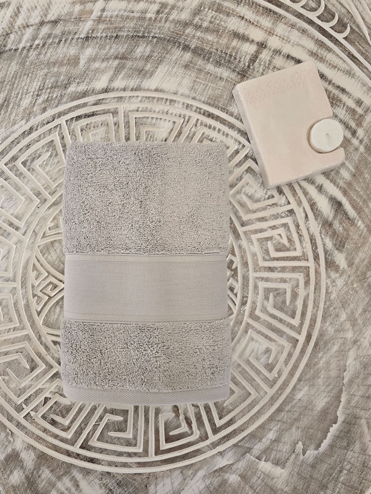 Casa Lusso 4 Piece Silver Cloud Charm Hotel Micro Modal and Turkish Cotton Towel Set - Image 2 of 5