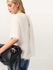 Allsaints חולצת טי בעיטור תחרה, דגם Nia - תמונה 8 מתוך 10