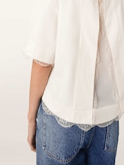 Allsaints חולצת טי בעיטור תחרה, דגם Nia - תמונה 9 מתוך 10