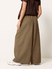 PixieGirl Petite Brown Pleated Front Wide Leg Jeans - Image 3 of 5