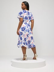 فستان ماكسي زهور بكشكشة مقاس كبير من Yours - Image 2 of 5