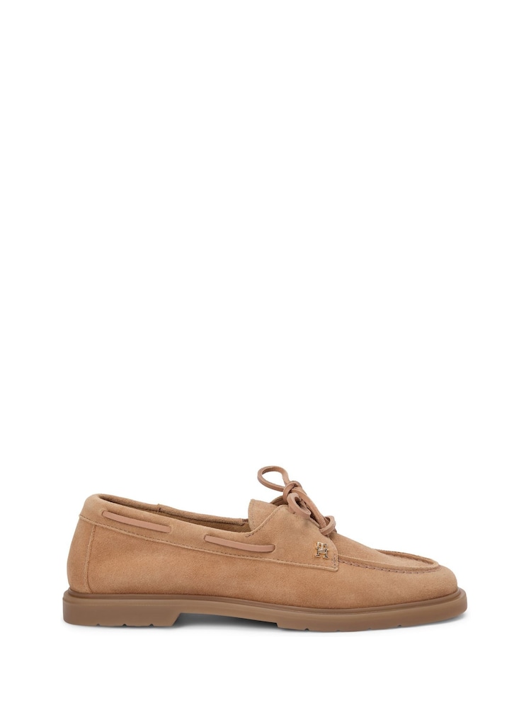 Tommy Hilfiger Lightweight Suede Lace-Up Boat Shoes - תמונה 2 מתוך 6