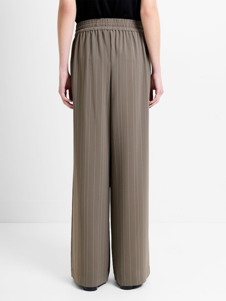 French Connection Green Erma Pinstripe Wide Leg Trousers - Image 2 of 6 French Connection Green Erma Pinstripe Wide Leg Trousers - Image 2 of 6