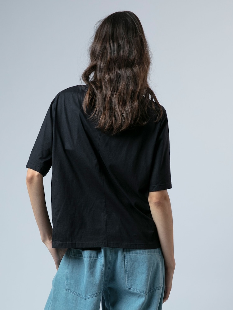 أسود - تيشرت مريح Bella + Canvas من Religion - صورة 6 من 6