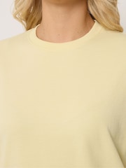 Yours Curve Yellow Short & T-Shirt Sweat Set - Image 5 of 6