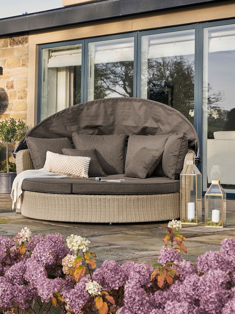 Pacific Sandy Beige Bermuda Garden Day Bed - Image 2 of 6