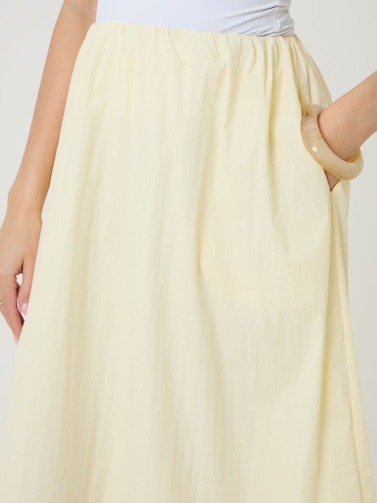 イエロー - Threadbare ギャザーウエスト マキシスカート - 画像 5 / 5