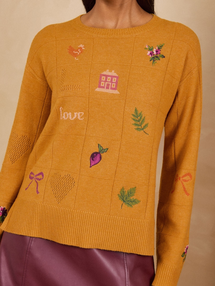 Love & Roses Gardening Broderi Detalj Rund hals Strikket Genser - Bilde 2 av 4 Love & Roses Gardening Broderi Detalj Rund hals Strikket Genser - Bilde 2 av 4