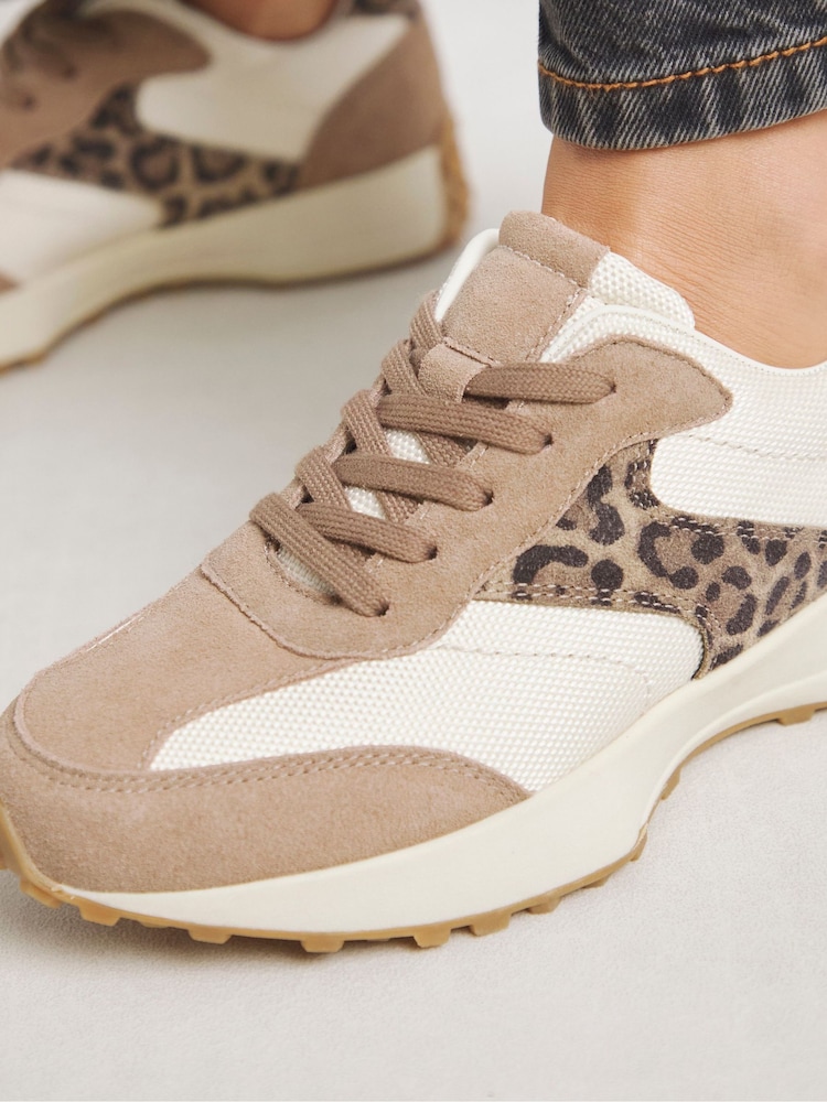 Leopard - Simply Be Retro-Läufer-Turnschuhe - Bild 4 von 4 Leopard - Simply Be Retro-Läufer-Turnschuhe - Bild 4 von 4