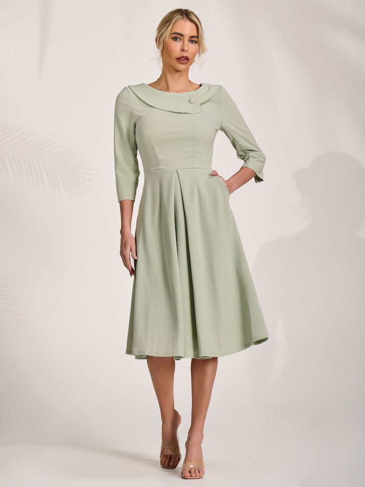 midi dress length for 5'3 The Ruched Midi Dress Chocolate / M