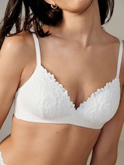 Black/White Pad Non Wire Lace Ultimate Comfort Bras 2 Pack - Image 3 of 14