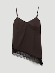 بلوزة داخلية بحمالات وتفاصيل دانتيل غير متماثلة Marnie من Hush - Image 5 of 5