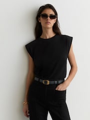 Schwarz - Reiss Millie Baumwoll-T-Shirt mit Flügelärmeln - Bild 4 von 6