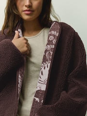 Daily by Desmond & Dempsey Chocolate Brown Borg Lounge Jacket - Image 4 of 9