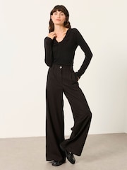 FatFace Tallulah Black Twist Front Long Sleeve Top - Image 4 of 6