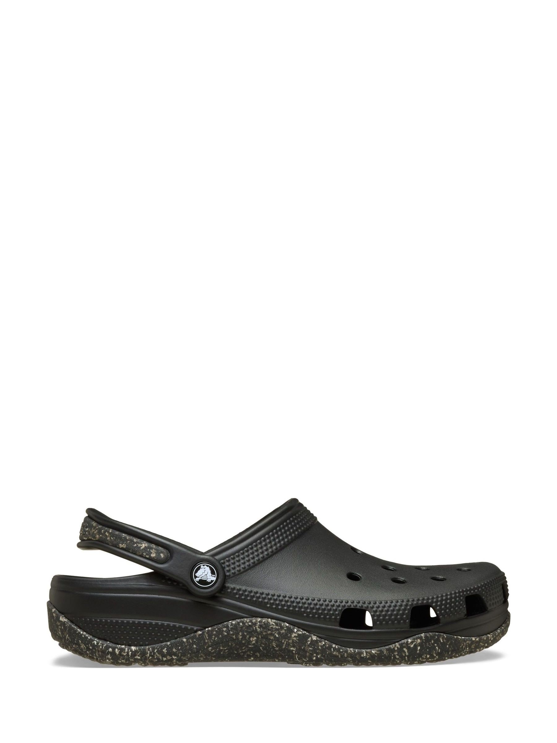 Next：日本 ブラック - Crocs Classic EVO クロッグサンダル from Next