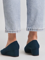 JD Williams Low Wedge Court Shoes - تصویر 2 از 4