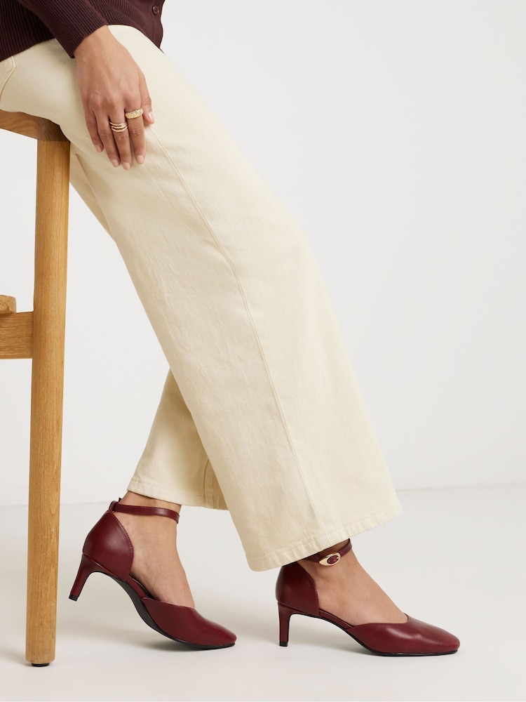 Rot - JD Williams Two Part Heeled Shoes - Bild 1 von 4