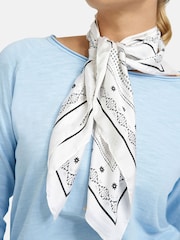 Smith & Soul White Paisley Scarf - Image 2 of 4