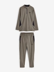 Castore Green Training Tracksuit - Image 8 of 14