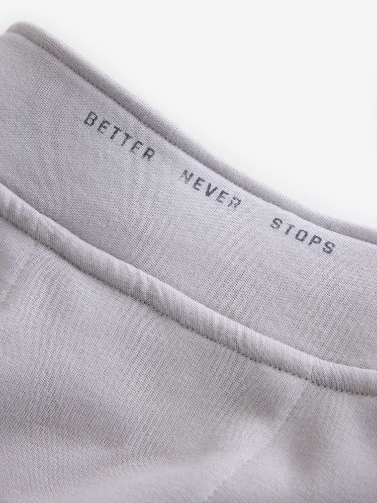Castore Grey Oversized 1/4 Zip and Jogger Set - Image 14 of 14 Castore Grey Oversized 1/4 Zip and Jogger Set - Image 14 of 14