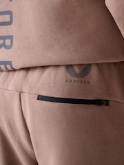 صخري - طقم من هودي كبير الحجم وبنطلون رياضي من Castore - Image 9 of 9