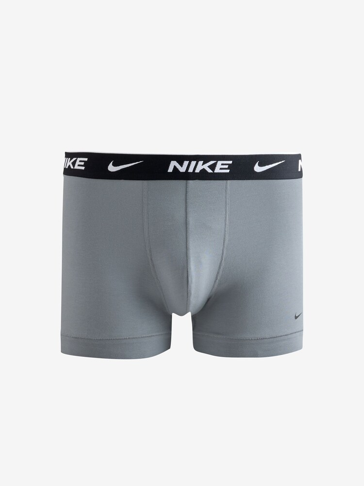 Nike Black Chrome Essential Stretch Boxers - Image 4 of 4