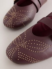 أحمر توتي - أحذية ماري جين مرصعة من تشكيلة Forever Comfort® - Image 10 of 11