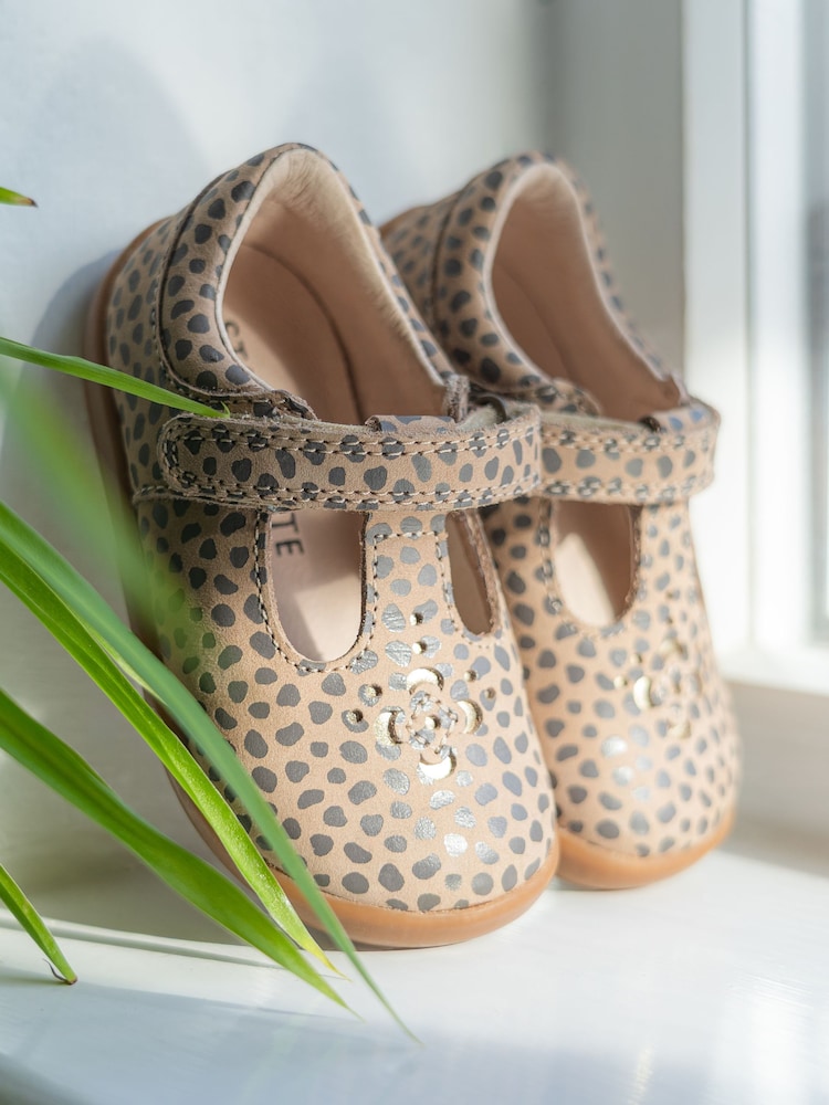 Brun - Chaussures Start-Rite Eternal Leather T-Bar pour tout-petit - Image 6 de 6