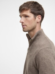 بني فاتح - كنزة صوف بربع سحاب من ®Barbour - صورة 3 من 7