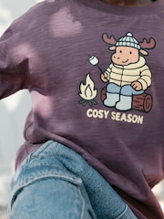 Burgundy Red Moose Cosy Seaon - 長袖 グラフィック Tシャツ（3ヶ月～7 歳） - 画像 4 / 4
