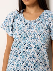 M&Co Blue Petite Floral Cotton Scoop Neck Top - Image 4 of 5