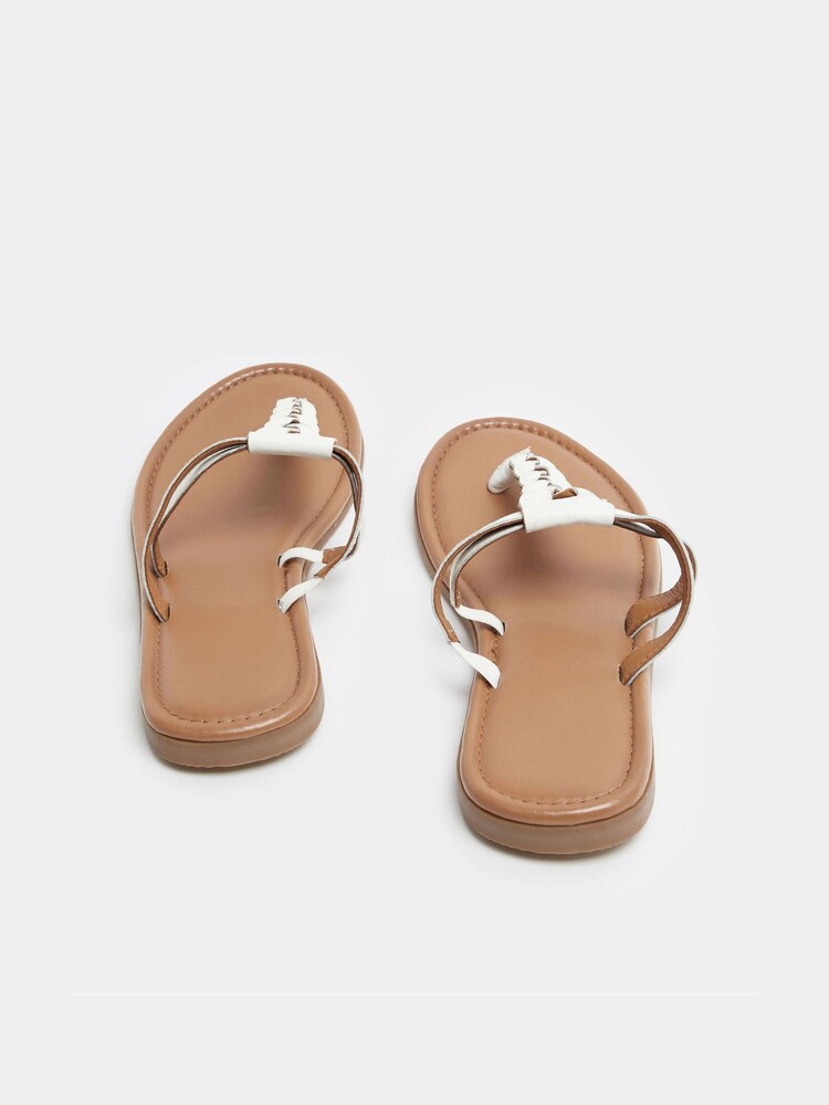 Yours Curve White Wide Fit EEE Faux Leather Plaited Sandals - Image 4 of 4