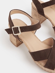 Smeđa - Sandale na platformi Yours Curve - Slika 5 od 6