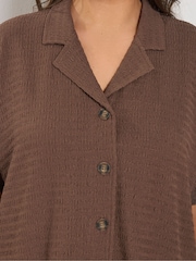 Yours Curve Brown Textured Shirt - Image 4 of 5
