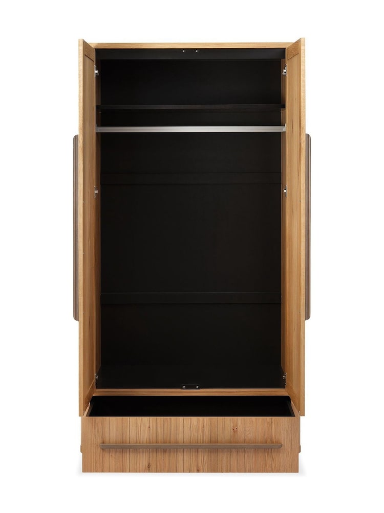 Bentley Designs Knotty Oak Vega Double Wardrobe - Image 4 of 4 Bentley Designs Knotty Oak Vega Double Wardrobe - Image 4 of 4