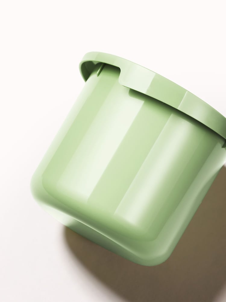 L'Occitane Amande (Almond) Milk Concentrate Refill 200ml - Image 2 of 8