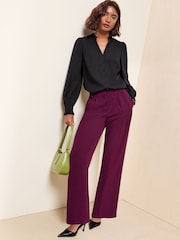 黑色 - Friends Like These Lace Trim V-Neck Long Sleeve Blouse - 圖片 3，共 6